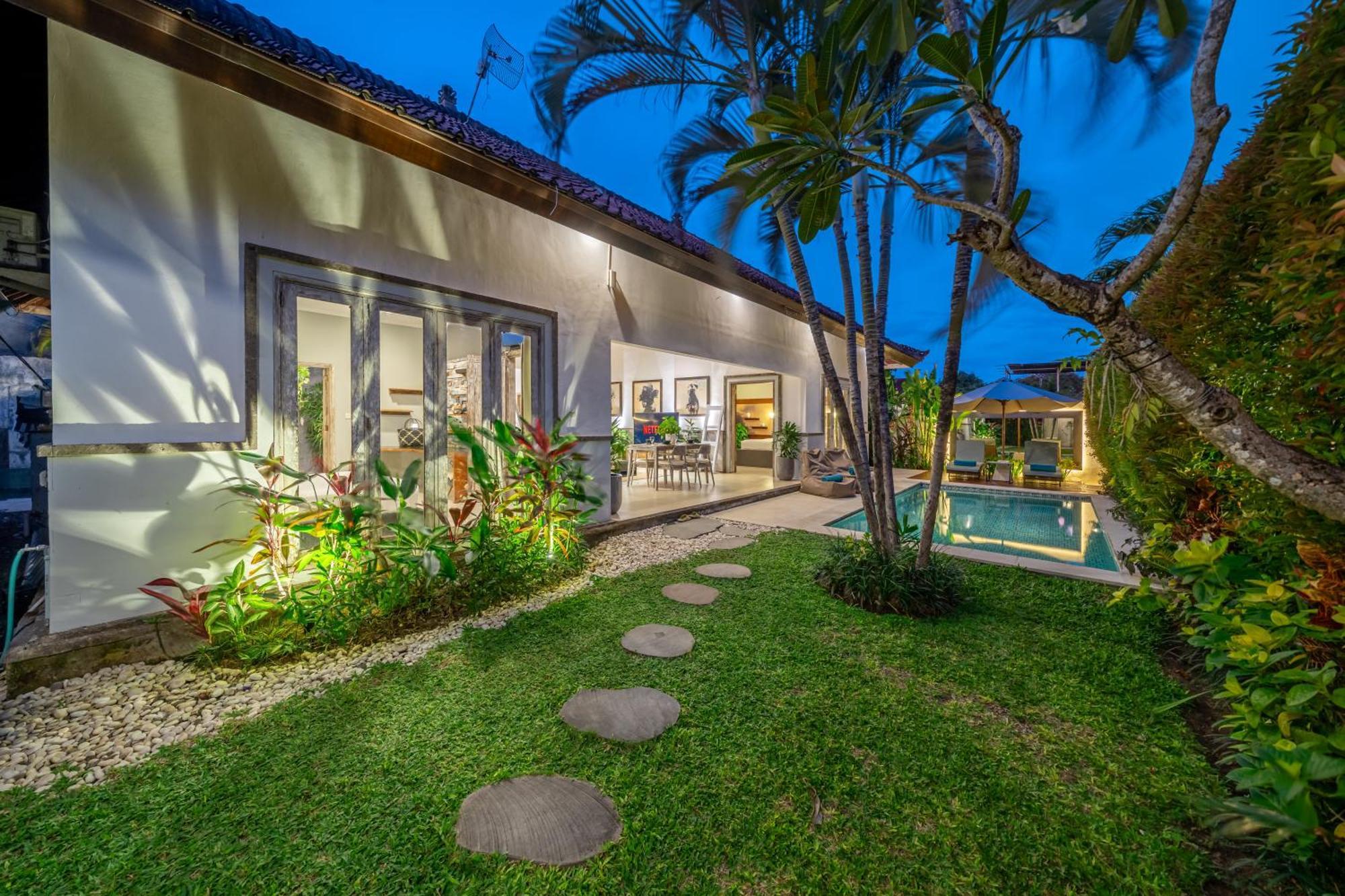 Villa Sarong 1 Seminyak  Exterior photo